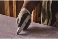 Load image into Gallery viewer, Stanley 99E Classic Three-Position Retractable Blade Utility Knife with 3 Blades (10-099)