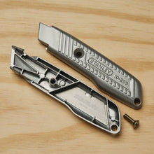 Load image into Gallery viewer, Stanley 5-1/2-inch 299 Interlock Fixed Blade Utility Knife (10-299)