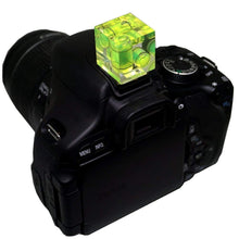 Load image into Gallery viewer, Hot Shoe Level Three Axis Bubble Spirit Level Camera Level Standard Shoe Mount