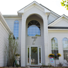 Load image into Gallery viewer, 20" Metal Number 7 (Seven) Wall Decor, Silver with Rusted Edges, Galvanized Wall Mountable Decoration for Country, Mid-Century, or Farmhouse Themed Room or Event