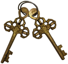 Load image into Gallery viewer, Solid Brass Camel Padlock with 2 Keys, Beautiful Fully Functional Lock, Sturdy Eye-Catching Shiny Gold Color with Detailed Design