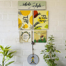 Load image into Gallery viewer, 7 Piece "Feel Good" Themed Wooden Wall Decoration Set - Includes 5 Planks (with Hanging Rope and Adhesive mounting options), 1 Round Hanging Decoration, and 1 Decorative Ceramic Hook