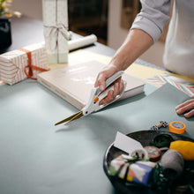 Load image into Gallery viewer, Fiskars Easy Action Titanium Scissors No.8