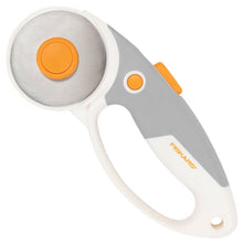 Load image into Gallery viewer, Fiskars Rotary Cutter with 60mm Titanium Blade (118430)