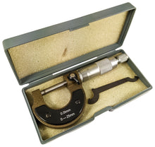 Load image into Gallery viewer, 0-25mm Metric Utility Micrometer with Storage Case, 0.01mm Accuracy
