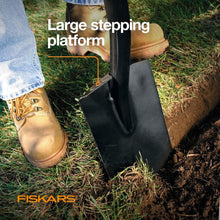 Load image into Gallery viewer, Fiskars Square Garden Spade Shovel - Steel Flat Shovel with 48&quot; D-Handle - Heavy Duty Garden Tool for Digging, Lawn Edging, and Weed Removal - Black/Orange (96676933J)

