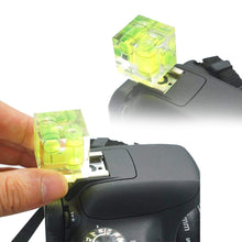 Load image into Gallery viewer, Hot Shoe Level Three Axis Bubble Spirit Level Camera Level Standard Shoe Mount
