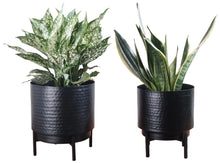 Load image into Gallery viewer, Set of 2 Different Size Hammered Black Metal Tabletop Indoor Planters with Stands - Includes 4/5 Gallon and 1/2 Gallon Pots for Small Plants
