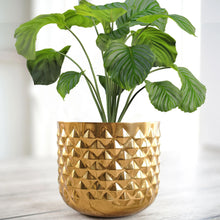 Load image into Gallery viewer, Hand-crafted Gold Pineapple Metal Planter Vase with 1/2 Gallon Capacity - Measures 6.1-inches Wide and 5.3-inches Tall
