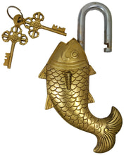 Load image into Gallery viewer, Solid Brass Fish Padlock with 2 Keys, Beautiful Fully Functional Lock, Sturdy Eye-Catching Shiny Gold Color with Detailed Design
