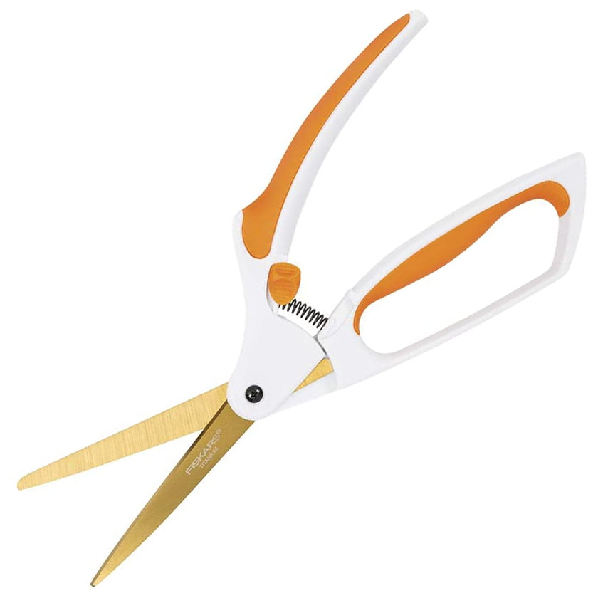 Titania Platic Hand Scissor 1 PC