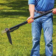 Load image into Gallery viewer, Fiskars Stand-up Weed Puller, 4-Claw (339950-1002)
