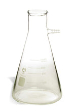 Load image into Gallery viewer, Bomex filtering flasks | Made of borosilicate glass | Flasks have a narrow mouth and tooled top finish | #10 Stopper size suggested. This is not included with the flask | Capacity 1000 milliliters
