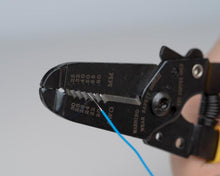 Load image into Gallery viewer, Jonard Tools 20-30 AWG Wire Stripper and Cutter, 6.73&quot; Length (JIC-1022)
